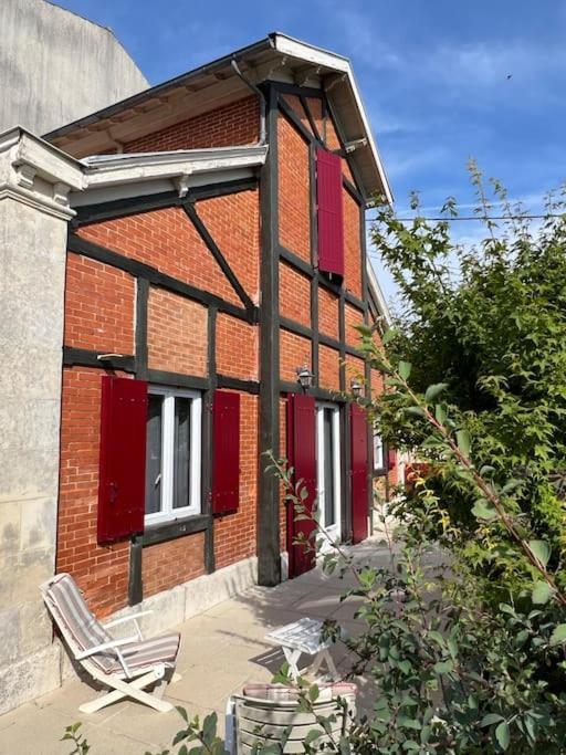 La Petite Angerienne Villa Saint-Jean-dʼAngély Exteriör bild