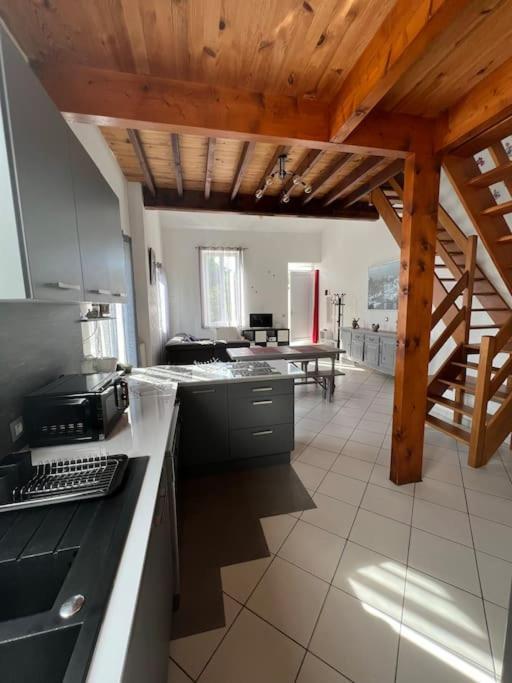 La Petite Angerienne Villa Saint-Jean-dʼAngély Exteriör bild